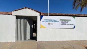 Fachada da Subprefeitura do Distrito do Rosário, inaugurada pela Prefeitura de Correntina para descentralizar os serviços públicos e ampliar o atendimento à população.